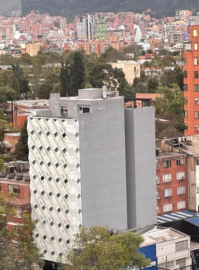 Em Hotel Corferias Embajada Americana Богота Екстериор снимка